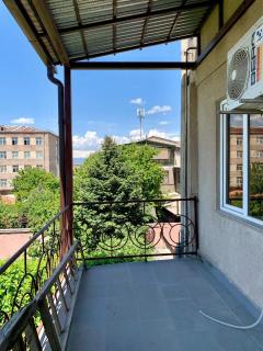 Վիլլա հաուզ - 1