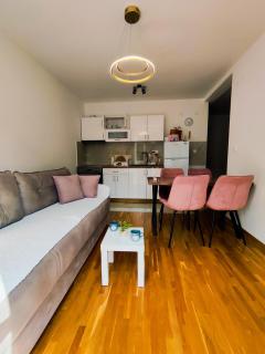 Apartman AQUARELLE sa bazenom - 8