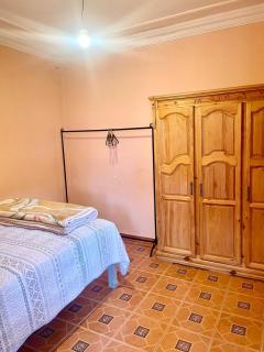 spacious 2br terrasse, walk to beach, wi-fi - 4