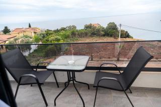 Waterfront Luxury Apartments - 4