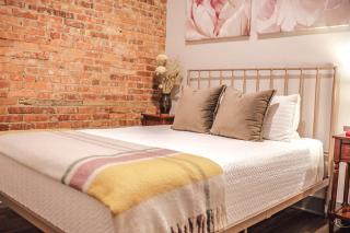 Private Boutique Getaway - Fireplace & Soaking Tub - Downtown Loft - by Cross-Key Vacation Rentals - 4