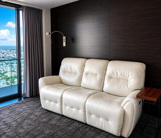 Palms Place Hotel Mountain View with Open Balcony - 7
