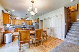 Suburban Treasure Valley Home w/ Fenced Backyard - 2