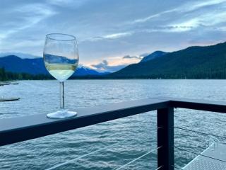 Lakefront Chalet w Hot Tub, EV Charger, King bed, Dock, Dogs OK! - 6