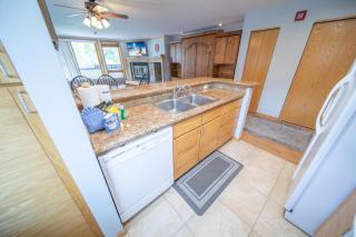 Liftside 201 by SummitCove Lodging - 4