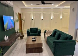 Modern 2-Bedroom Apartment Only For Families in E-11 Islamabad - 4