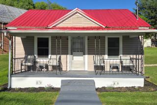 Cozy Tazewell Home w/ Grill on Back of the Dragon! - 0