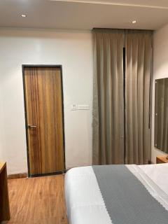 Hotel jbs inn - 6