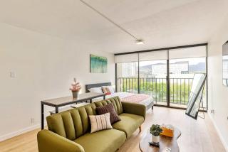 Mountain View 9th Floor City Views Free Pkg, Gym - 4