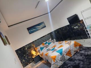 Luxora home - 1