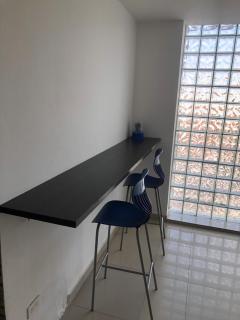 Comfortable 7th floor with park views - 1