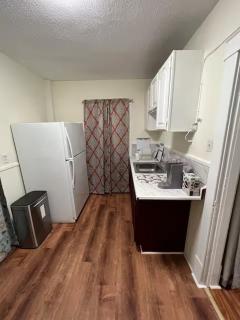 Spacious 3BR Niagara Stay + Backyard - 1