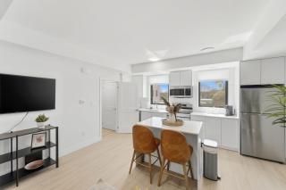 Incredible 2BR Townhome - 6
