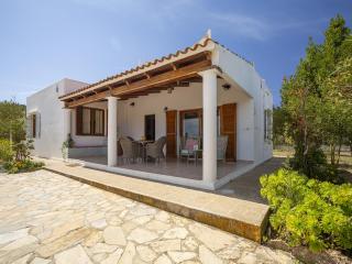 3-Bedroom Villa in Sant Josep with Pool - 9