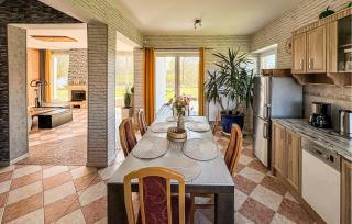 Gorgeous Home In Postomino With Wifi - 6