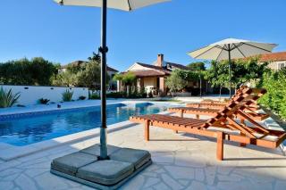 Family friendly house with a swimming pool Debeljak, Zadar - 25720 - 4