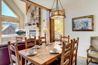 Villa 308 Next To WP Resort I Private Hot Tub I Great Views I Activity Program - 1