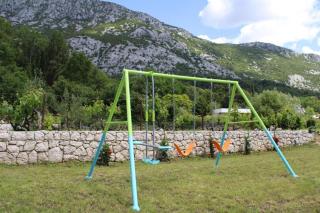 Family friendly house with a swimming pool Gata, Omis - 25678 - 4