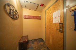 Decatur 1791 by SummitCove Lodging in Colorado - 4