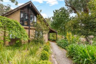 Myrtle Loft - Forest Garden, Emerald - 1