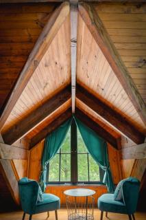 Myrtle Loft - Forest Garden, Emerald - 5