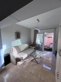 Navarino Guest House - 1