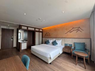 Reviah Hotel - 3