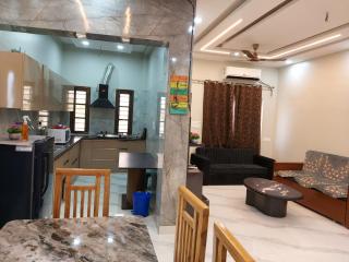 Rishikesh Home Ganga View - 4