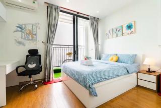 Premium Lake View Studio Apartment at Vinhomes Green Bay Hanoi Center Area - 1
