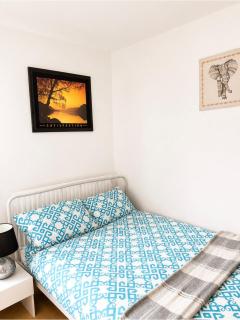 Premium Room in Wolverhampton City perfect for contractors football fans - 8