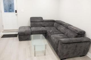 Private & Cozy Two Bedroom Suite in Guelph - 5