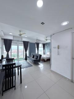Ezae Studio D'Perdana Apartment - 1