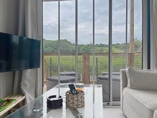 Beach house - 6 pers, piscine et WiFi - FR-1-875-5 - 2