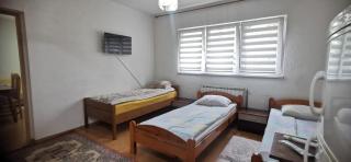 2 BDR Family Apartment In Sarajevo - Free Parking - Saraievo - 4