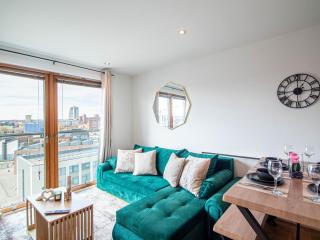 Leeds Dock Apartment 2 Bedrooms Private Balcony - 1