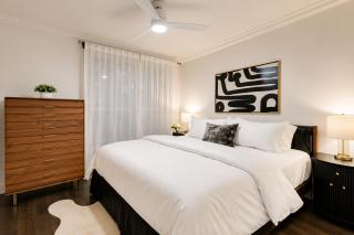 Spacious Dallas 2BR Retreat Poolside Oasis - 6