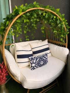 Channelside Escape - Egg Chair Balcony - Walkable - 9