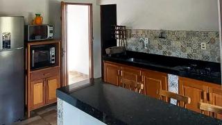 Casa Nobre com Piscina e Churrasqueira - 2