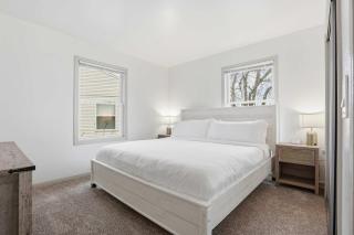 Madison Gem 2BR Family Home with Washer&Dryer AC Parking - 6