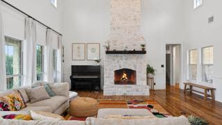 Bonham Retreat by AvantStay - 1