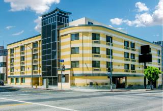 Best Western Plus LA Mid-Town Hotel - Los Angeles - 4