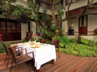 Baan Klang Wiang Hotel - 1