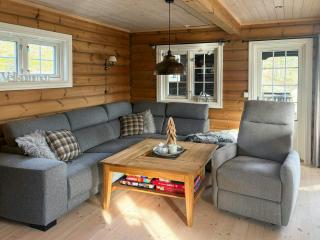 Timber Cabin With Hot Tub By Ski Tracks - 7