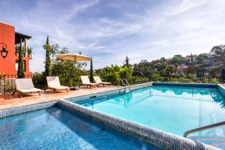 Villa 4BR en SMA, descubre la ciudad como un local - 0