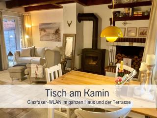 Reetdachhaus in Seenähe, Ruhige Lage, Kamin & Terrasse - 2