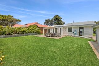 Lonsdale By The Sea - 6