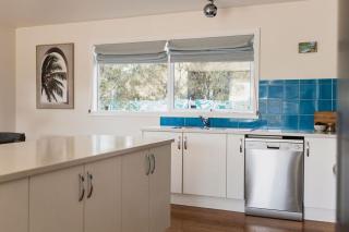 Beach Haus Falmouth - Family Friendly Holiday Home - 6