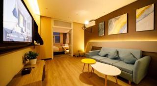 IU Hotels· Xincheng Haibing University Store - 9
