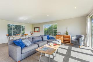 Vineyard View - Blenheim Holiday Home - 4
