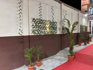 HOTEL Shree GANGA - 1